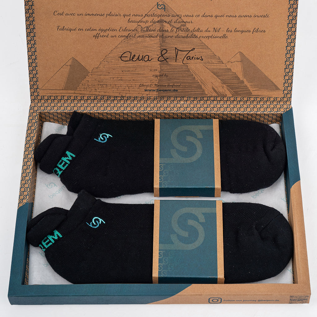 Beqem Sneaker-Socken aus ägyptischer Baumwolle – atmungsaktiv, langlebig und ideal für den Alltag. In Schwarz, mit hochwertigem Design.