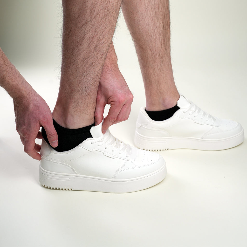 Beqem Sneaker-Socken aus ägyptischer Baumwolle – atmungsaktiv, rutschfest & ultraweich. Perfekte Passform für Herren-Sneaker.