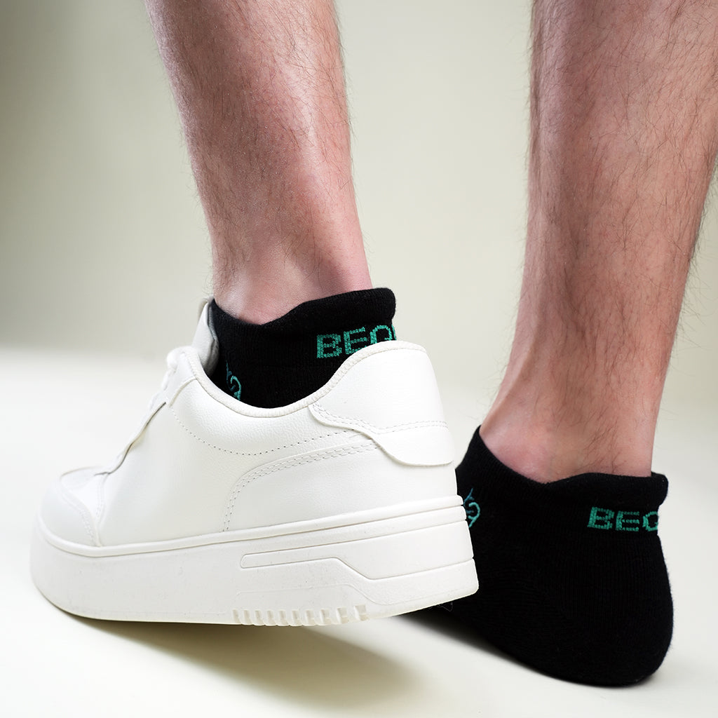 Beqem Sneaker-Socken aus ägyptischer Baumwolle – atmungsaktiv, strapazierfähig, komfortabel und ideal für den Alltag.