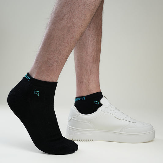 Beqem Sneaker-Socken in Schwarz aus ägyptischer Baumwolle – ultraweich, atmungsaktiv & langlebig. Perfekt für maximalen Komfort.